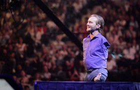 Pastor Nick Vujicic Is Living His Best Life Without Limbs